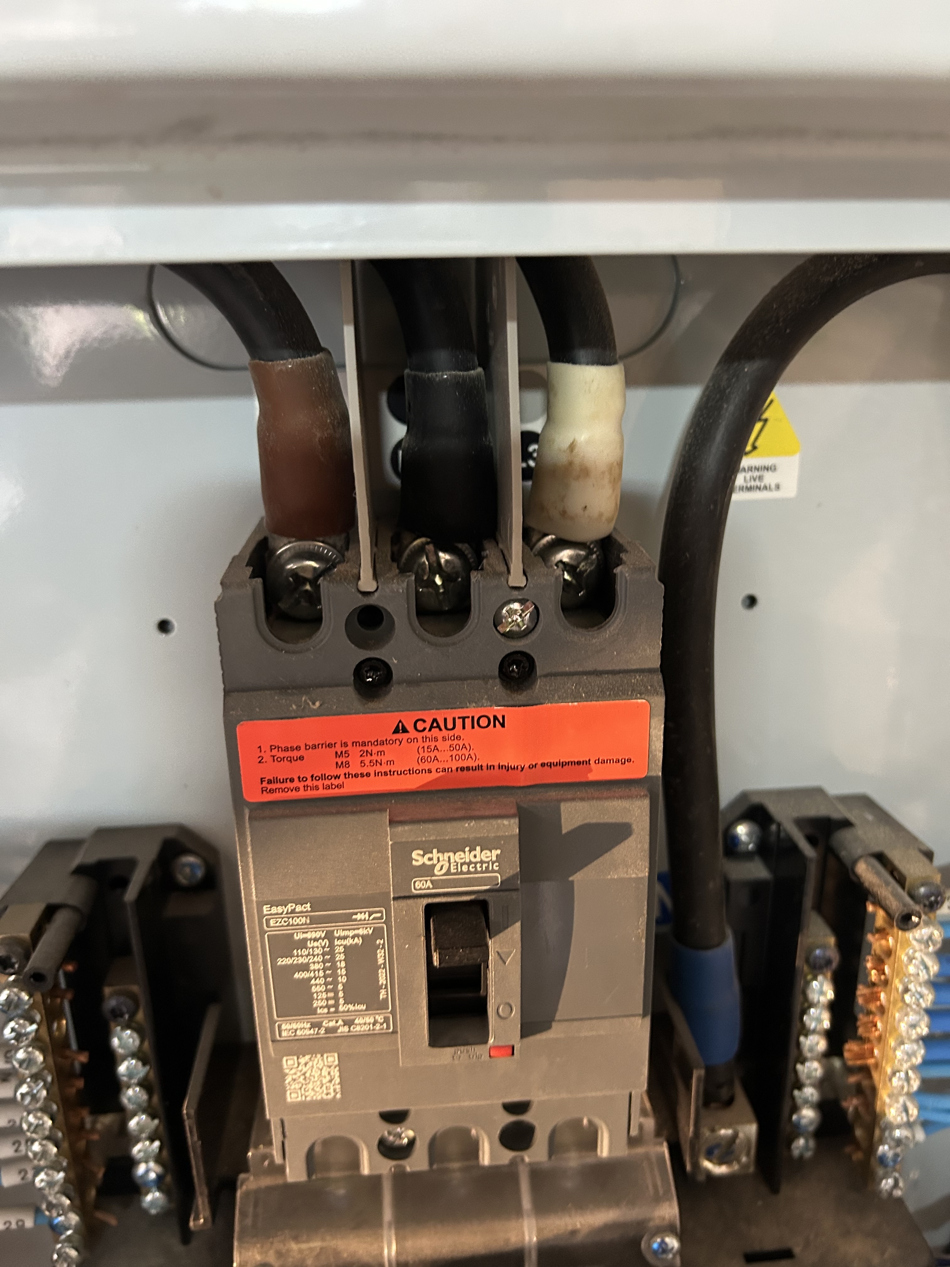 SiamNok at IDA-B Domain